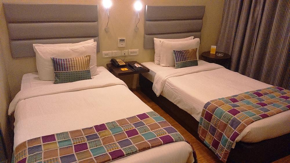 Keys Select By Lemon Tree Hotels, Hosur Road, Bengaluru Eksteriør bilde