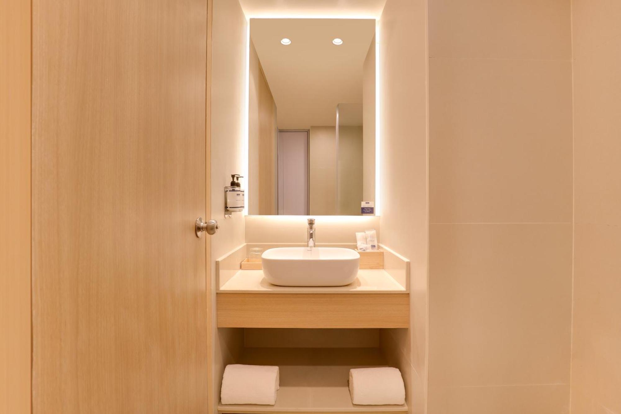 Keys Select By Lemon Tree Hotels, Hosur Road, Bengaluru Eksteriør bilde