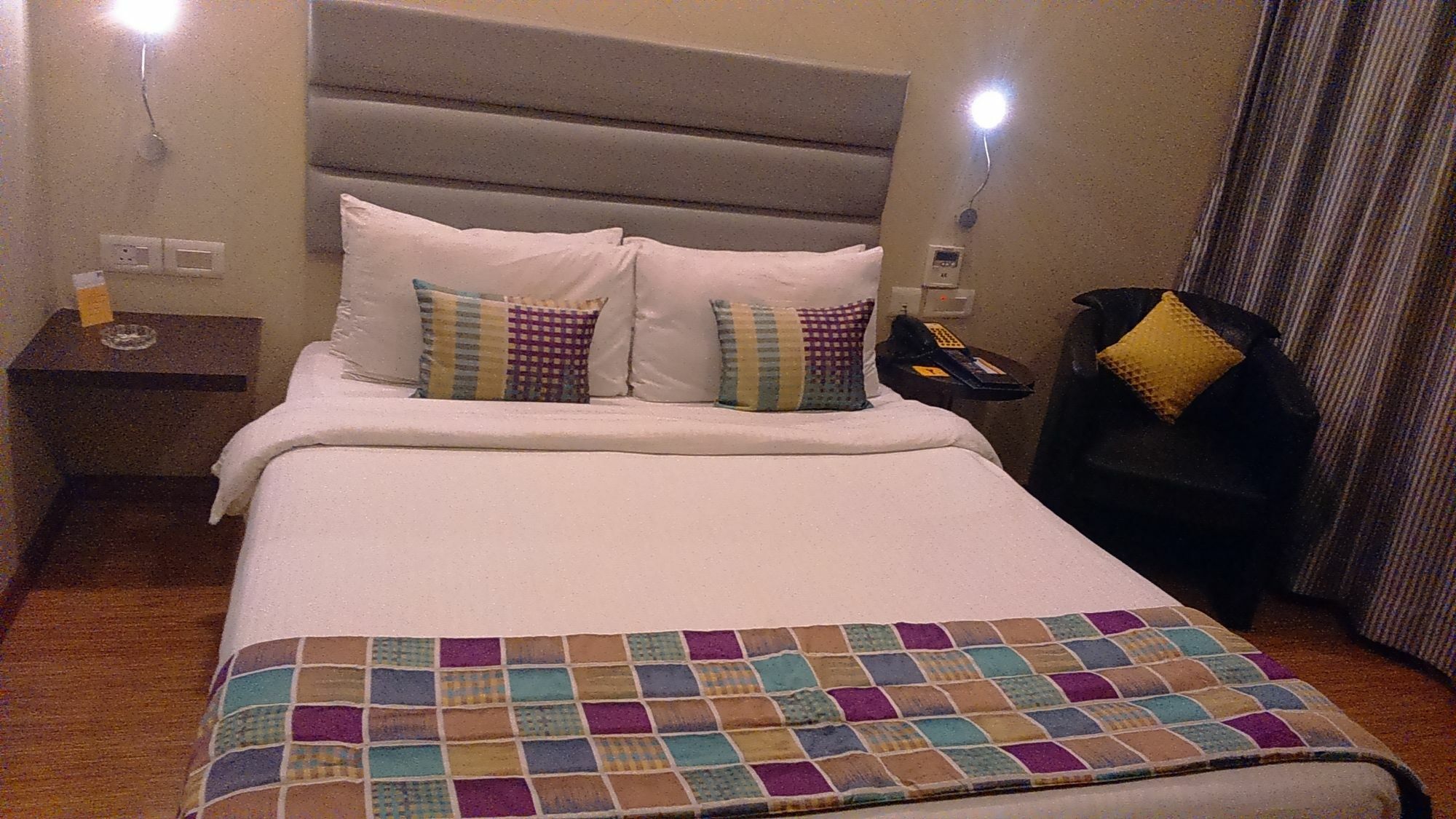 Keys Select By Lemon Tree Hotels, Hosur Road, Bengaluru Eksteriør bilde